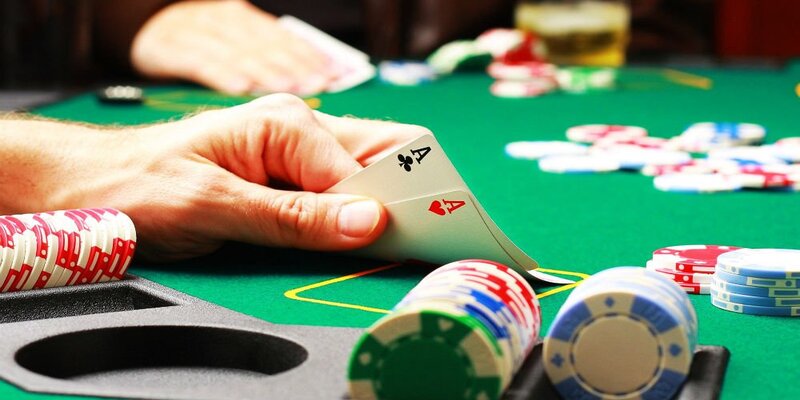 Top 2: Mẹo chơi poker hòa trộn - cược liên hoàn 